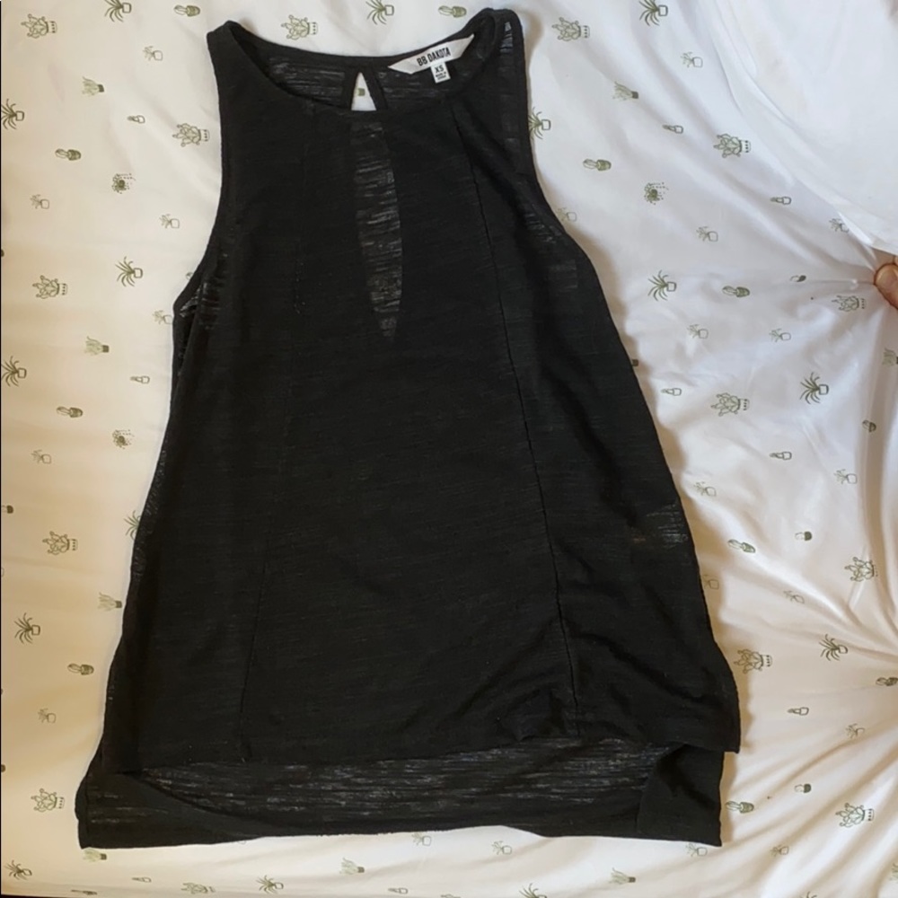 BB Dakota black tank top